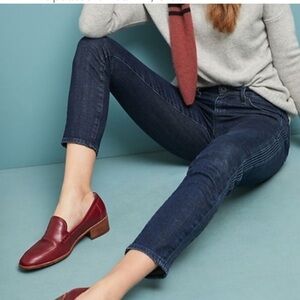 AG Prima ankle pin tucked cigarette ankle dark wash low/ mid rise jeans EUC